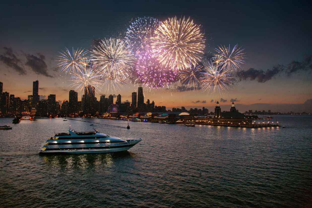 Holiday Fireworks Premier Dinner Cruise